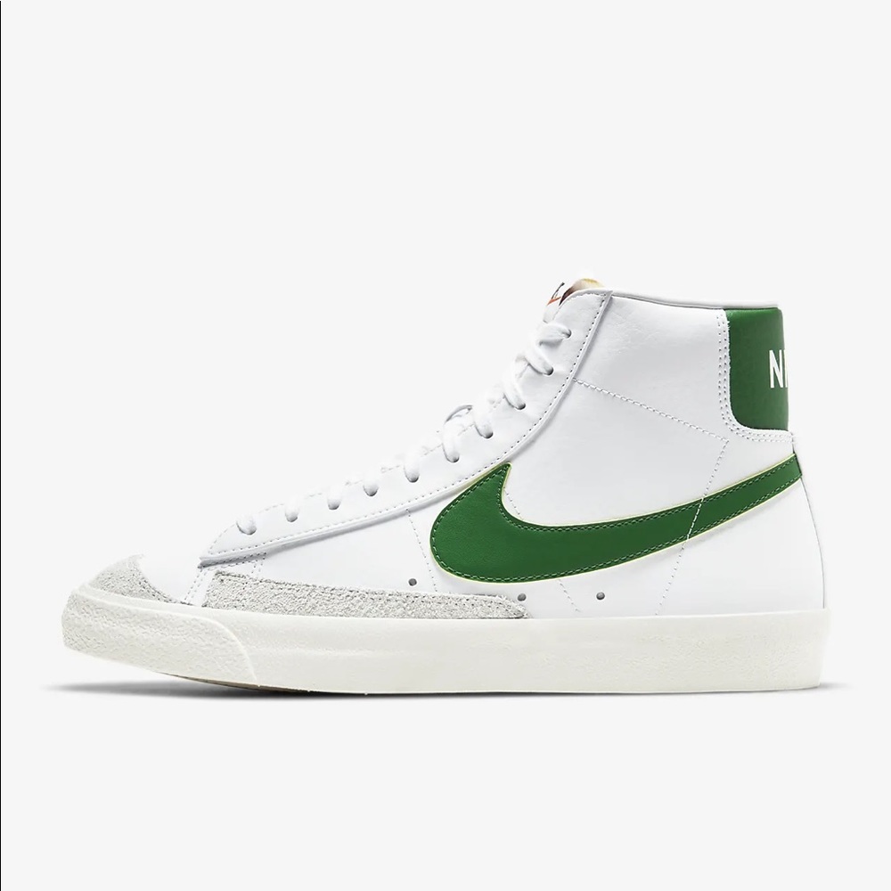 Nike blazer mid ‘77 vintage size 5.5